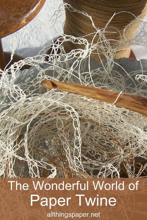 Paper Twine Crafts, Paper Yarn Projects, Paper Weaving Art, Circular Chair, Paper Beads Diy, Twine Diy, Handmade Paper Art, Paper Twine, Yarn Making