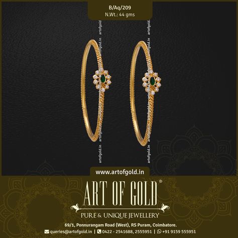 Light Weight Kolusu / Golusu Banglewith motifs Temple Jewelery, Vijay Kumar, Kada Bangles, Small Earrings Gold, Gold Bangles Indian, Diamond Bracelet Design, Gold Bangle Set, Ear Chain, Gold Jewelry Simple Necklace