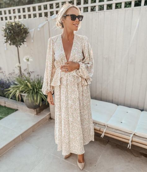 Pregnant Summer Wedding Guest, Summer Maternity Wedding Guest Dress, Pregnancy Wedding Guest Outfit, Wedding Guest Dress Pregnant, Bump Friendly Wedding Guest Dress, Pregnancy Wedding Outfit Guest, Pregnancy Dresses For Wedding Guest, Maternity Wedding Guest Outfit, Pregnant Wedding Guest Outfit