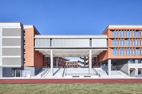 Gallery of The Second Affiliated School of New Jiangwan of Fudan University / TJAD - 3 School Building Plans, School Building Design, Campus Design, University Architecture, Plans Architecture, School Interior, School Campus, Architecture Design Drawing, Architecture Design Concept