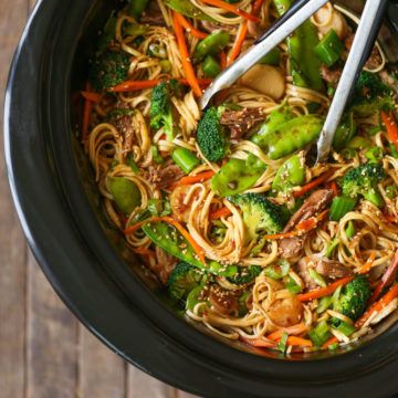 Slow Cooker Lo Mein - Damn Delicious Slow Cooker Lo Mein, Low Carb Spaghetti, Slow Cooker Recipes Pork, Lo Mein Recipes, Boneless Pork Shoulder, Water Chestnuts, Lo Mein, Snow Peas, Slow Cooker Pork