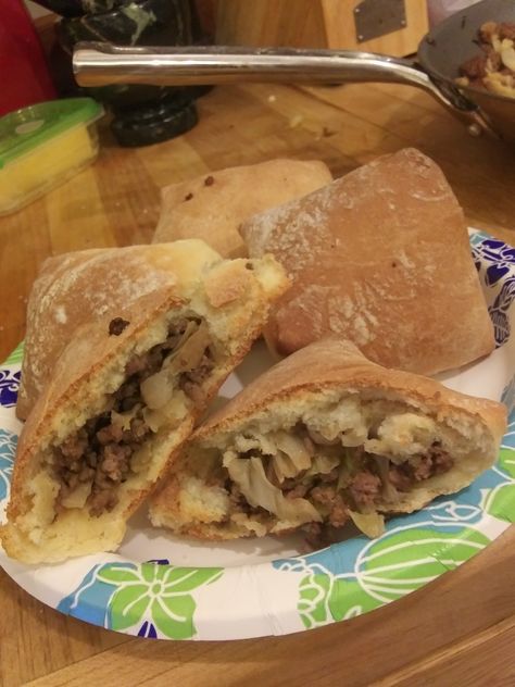 Hamburger And Cabbage, Hot Roll Recipe, Filled Rolls, Bierocks Recipe, Dough Ingredients, German Food, Food Staples, Rolls Recipe, Dry Yeast