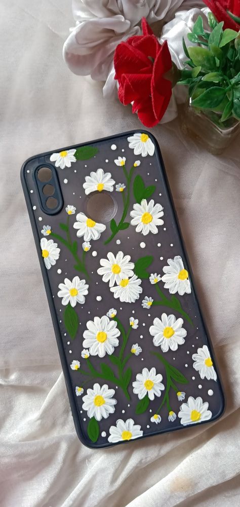 Black Aesthetic Phone Case Diy, Phone Covers Diy Paint Easy, Mobile Cover Diy Handmade Painting, Phone Case Diy Paint Black, Flower Phone Case Painting, Diy Journal Books, Anime Crafts, Mobile Covers, Diy Journal