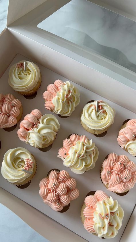 Peach Buttercream, Peach Cupcakes, Peach Compote, Peach Baby Shower, Coloured Icing, Baby Shower Treats, Coconut Cupcakes, Cupcake Icing, Sweet Peach