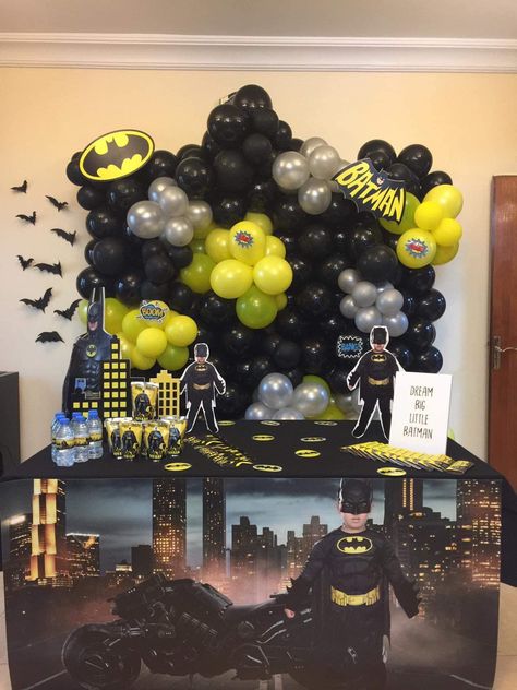 Batman Birthday, Birthday Surprise Party, Birthday Surprise, Balloon Garland, Balloon Decorations, Dream Big, Birthday Decorations, Halloween Wreath, Batman