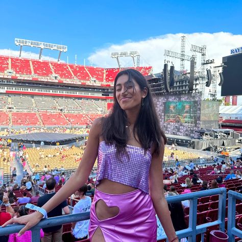 Purple Concert Top, Eras Tour Outfits Skirt, Quinn Xcii Concert Outfit, What To Wear To Coldplay Concert, Taylor Swift Concert Outfit Eras Tour Lover, Taylor Swift Eras Tour Concert Outfit, Eras Tour Pink Outfit, Pink Eras Tour Outfit, Celebrity Concert Outfits