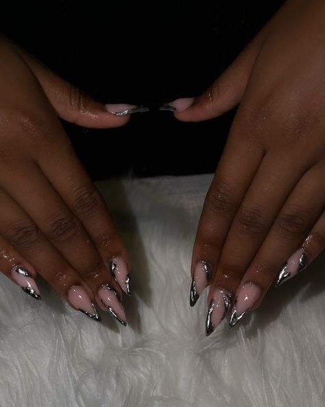 Stiletto w/ chrome 📸🗯️ Back to school deal💵Total : £10 • Products: Acrylic:Blush Baby & Bubble Pink @bexyglow Gel: Beetles • • • • #nails #nailtech #nailtechlife #nailsnailsnails #nailart #smallbusiness #beginnernailtech #beginner #fyp #goviral #frenchie #recreate #frech #acrylic #acrylicnails #explorepage #silverchrome #chrome #chromenails Beetles Nails, Baby Bubble, Back To School Deals, Chrome Nails, Beetles, Nail Tech, Acrylic Nails, Back To School, Blush