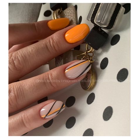 Orange and milky white nails Milky White And Orange Nails, Light Orange Nails, Nail Designs Orange, Orange Nails Acrylic, Nail Art Orange, Nails Nail Art Designs, Orange Nail Designs, Line Nail Art, Orange Nail