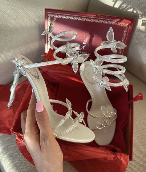 Quince Heels, Princess Heels, Trajes Country, Bride Heels, Butterfly Heels, Fairy Shoes, Pretty Heels, Fancy Heels, Heels Prom