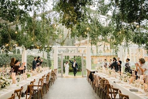 Marquee Decoration, Elegant Floral Wedding, Cotswolds Wedding, Wedding Tent, Marquee Wedding, Contemporary Wedding, Salou, Wedding Decor Elegant, Tent Wedding