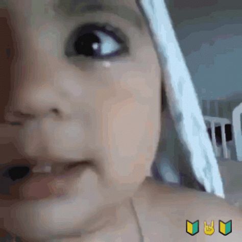 Illus Cold GIF - Illus Cold Cute Baby - Discover & Share GIFs Cold Gif, Baby Gif, Baby Cold, Animated Gif, Cool Gifs, Gif, Quick Saves