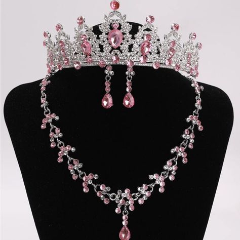 Nwt Shein 3 Piece Pink & Silver Matching Crown, Necklace & Earring Set Pink Quince Accessories, Pink Quince Theme, Fake Pearl Necklace, Shein Jewelry, Quinceanera Jewelry, Quinceanera Crown, Pink Quince, Element Necklace, Cherry Necklace