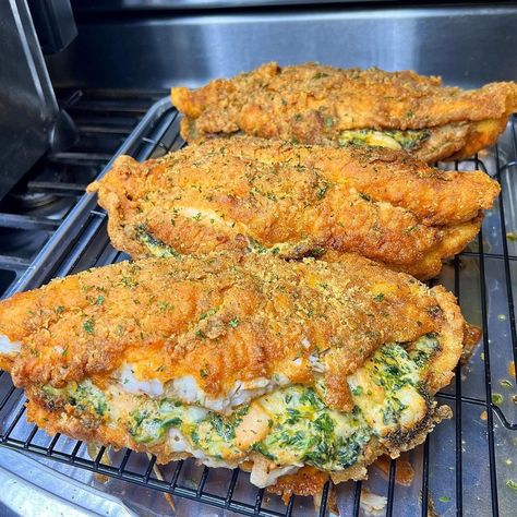 Source: @shaydolce Catfish stuffed with Cream Cheese, Mozzarella, Spinach & Shrimp #seafood #seafoodlovers #explore #foodpic #foodideas Stuffed Catfish, Catfish Dinner, Seafood Dish Recipes, Catfish Recipes, Cheese Spinach, Southern Recipes Soul Food, Soul Food Dinner, Food Babe, Fish Dinner