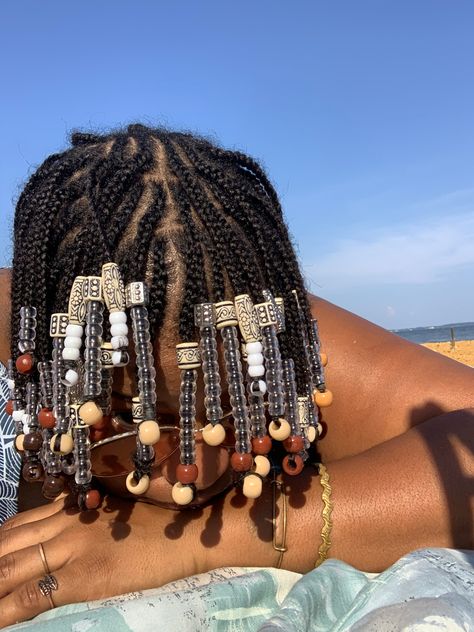 Natural micro braids with acryllic beads, and jewely. Two Strand Twists With Beads, Braids With Wooden Beads, Beads And Braids, Two Strand Twists, Protective Hairstyles For Natural Hair, Micro Braids, Braids With Beads, Love Your Hair, Favorite Hairstyles