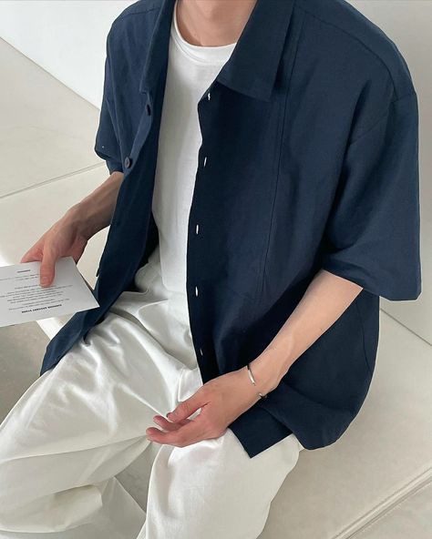 Blue Polo Outfit Men Korean, Blue Shirt Men Aesthetic, Dark Blue Male Outfit, Korean Soft Boy Outfit, Blue Outfit Aesthetic Men, Blue Outfits Men, Navy Blue Shirt Outfit, Blue Shirt Outfit Men, Blue Outfit Men