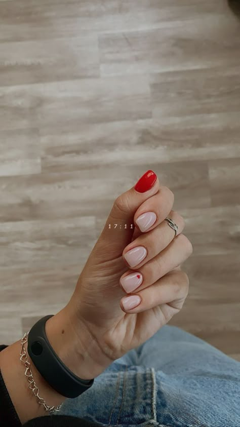 Townhouse Nails, Nail Colora, Funky Fingers, Minimal Nails Art, Happy Nails, Minimal Nails, Shiny Nails, Cute Gel Nails, Neutral Nails