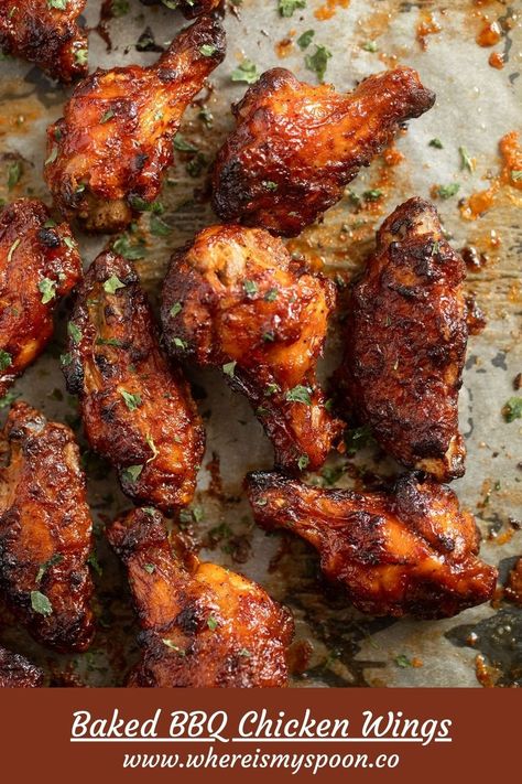 Sticky Chicken Wing Recipes, Baked Bbq Wings Oven, How To Make Bbq Wings, Oven Bbq Wings, Oven Bbq Chicken Wings, Oven Chicken Wings Recipes, Marinated Chicken Wings In The Oven, Barbecue Chicken Wings In Oven, Bake Chicken Wings In Oven Recipes