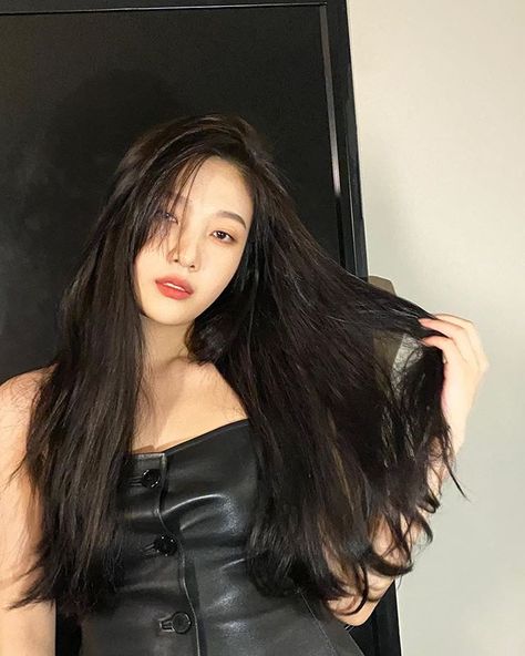 Joy Red Velvet Long Hair, Soft Grunge Hair, Joy Instagram, Joy Red Velvet, Park Sooyoung, Red Velvet Joy, 얼짱 소녀, Jennie Lisa, Girl Cakes