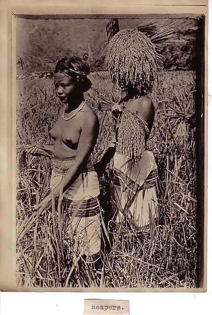 Philippines 1911 | ChinatownCharlie | Flickr Africa Tribes, Africa Photography, Philippines Culture, Filipino Culture, African People, African History, Historical Pictures, Vintage Portraits, African Art