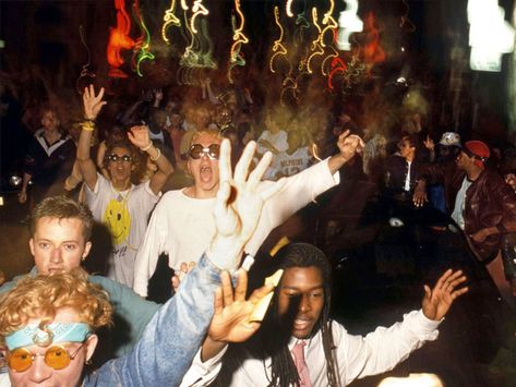 Rave Photography, House Party Aesthetic, Acid House Rave, The Wombats, Acid House, Tommy Lee, Club Kids, Youth Culture