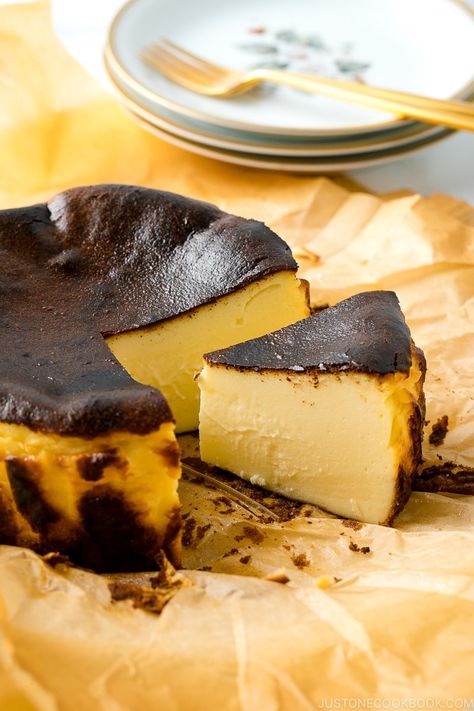 Creamy on the inside and caramelized on the outside, this Basque Burnt Cheesecake of Spanish origin is remarkably easy and quick to make. Baked at a high temperature, the cheesecake's iconic rich dark surface is a show-stopper for everyone. Follow my foolproof recipe with tips and tricks. #basquecheesecake #burntcheesecake #cheesecake | Easy Japanese Recipes at JustOneCookbook.com Bask Cheesecake, Basque Burnt Cheesecake, Burnt Cheesecake, Cheesecake Easy, Easy Japanese Recipes, Fool Proof Recipes, Japanese Recipes, Heavy Whipping Cream, Vegetarian Cheese