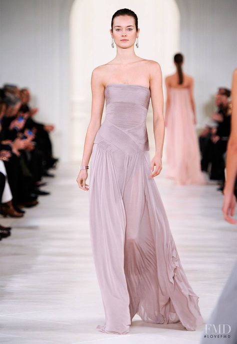 Monika Jagaciak, 2014 Runway, Ralph Lauren Fall, Fall 2014 Fashion, Designer Evening Dresses, Runway Dresses, Ralph Lauren Collection, Couture Gowns, 2014 Fashion