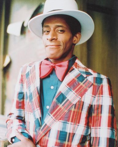 Antonio Fargas - "Huggy les bons tuyaux" dans Starsky et Hutch. Huggy Bear, Starsky And Hutch, Jackie Gleason, 70s Tv Shows, Starsky & Hutch, Tony Curtis, Ann Margret, Celebrity List, Old Tv Shows