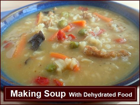 Dehydrated Meat Recipes, Dehydrated Soup Recipes, Diy Dehydrated Backpacking Meals, Dehydrated Soup Mix Recipes, Food Dehydrator Ideas, Dehydrated Food Recipes, Dehydrated Soup, Dry Soup Mixes, Backpack Hacks