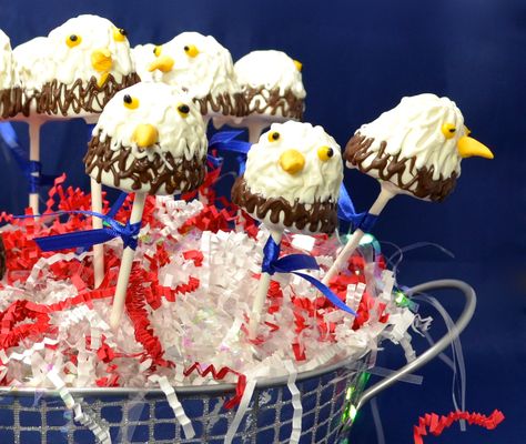 Eagle Scout Cake Pops by Sweet Boutique Hinsdale IL www.sweetboutiquellc.com Scout Cake Ideas, Eagle Scout Cake, Eagle Scouts, Birthday Designs, Cupcake Birthday, Scout Ideas, Bald Eagles, Naval Academy, Eagle Scout