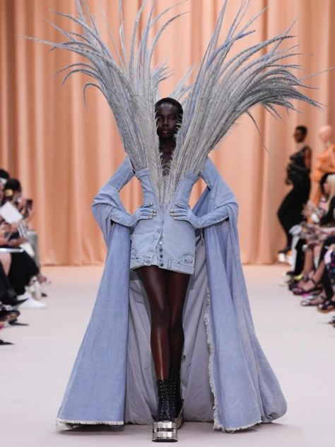 Denim Gown, Fall 2022 Couture, Denim Couture, 2022 Couture, Cage Dress, Long Jean Skirt, Haute Couture Designers, Body Hugging Dress, Olivier Rousteing