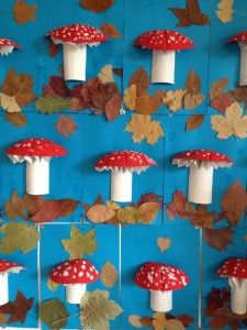 3d mushroom craft Kunst For Barn, Høstaktiviteter For Barn, Origami Leaves, Thanksgiving Activities Preschool, Thanksgiving Crafts Preschool, Mushroom Crafts, Kids Origami, Thanksgiving Activities For Kids, Christmas Crafts For Toddlers