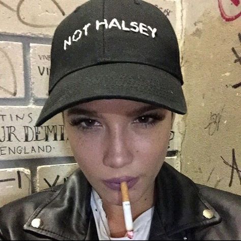 Halsey Hair, Halsey Style, Lilac Sky, Halsey, Melanie Martinez, I Icon, A Black, K Pop, Beautiful People