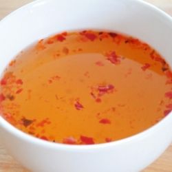 Vermicelli Sauce, Thai Condiments, Vietnamese Sauce, Vietnamese Recipe, Vietnamese Fish, Nuoc Mam, Asian Dipping Sauce, Vietnam Food, Asian Sauce