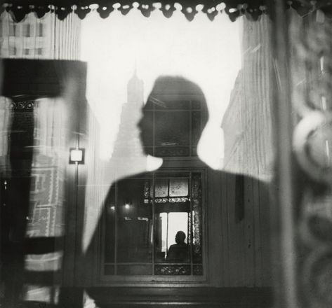 Louis Faurer, Eugene Atget, Edward Steichen, Berenice Abbott, The Creeper, William Eggleston, Caricature Artist, 42nd Street, History Of Photography