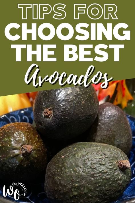 How To Pick Avocado, Ripe Avocado Recipes, Avocado Hacks, How To Store Avocado, Fruit Facts, Avocado Dishes, Weight Watchers Tips, Guacamole Recipe Easy, How To Cut Avocado