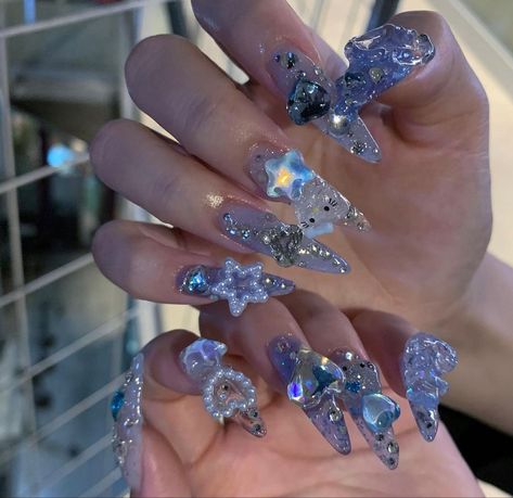 Blue Nails Jelly, Summer Nails 2023 Coffin, Nail Inspo Bling, Nail Ideas Stiletto, Nail Inspo Birthday, Nail Art Birthday, Stiletto Nails Pink, Pierced Nails, Xiaohongshu Nails