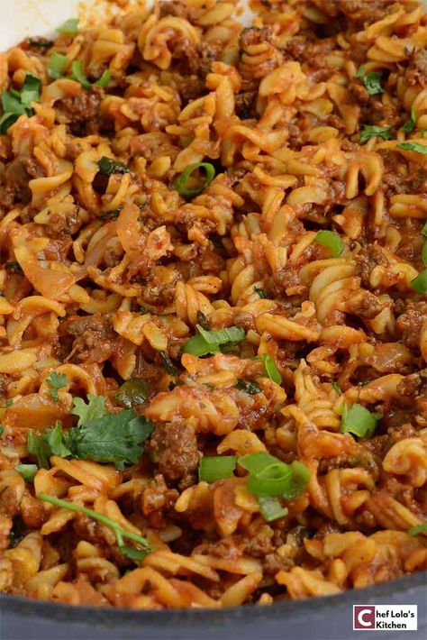 Easy One-Pot Ground Beef Pasta Jambalaya Pasta Recipe, Pasta Dinner Ideas, Ground Beef And Pasta, Beef And Pasta, Jambalaya Pasta, Chicken Marsala Easy, Cacciatore Recipes, Chicken Cacciatore Recipe, Ground Beef Pasta