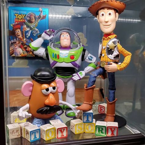 Mr. J on Instagram: ""YOU. ARE. A. TOY!!!" Finally was fortunate enough to score the rare (and now expensive) Toy Story Steelbook for a decent price! One I honestly didn't think I'd ever get lucky enough to acquire, so I was able to complete my Toy Story display! And here is the showcase! Enjoy friends! #disney #disneyplus #Toys #toystory #buzz #Woody #mrpotatohead #cellartoys #cellartoyscollection #Pixar #animation" Story Display, Toy Story Collection, Pixar Animation, Figurine Display, Mr Potato Head, Get Lucky, Woody Toy Story, Pixar Toys, Anime Cartoon