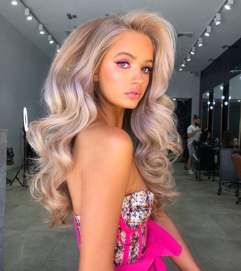 Barbie Prom Hair, Barbie Wedding Hair, Barbie Hair Inspiration, Barbie Hair Ideas, Barbie Hair Color, Barbie Inspired Hair, Light Purple Hair Dye, Barbie Blonde Hair, Barbie Hairstyles