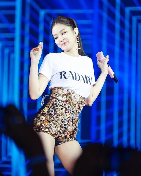 The best outfits 😍 #blackpink #jennie #BLACKPINKinMACAO Jennie From Blackpink, Kim Makeup, Sewing Clothes Women, The Best Outfits, Jennie Kim Blackpink, Bts Girl, Best Outfits, Cute Couple Selfies, Basic Dress