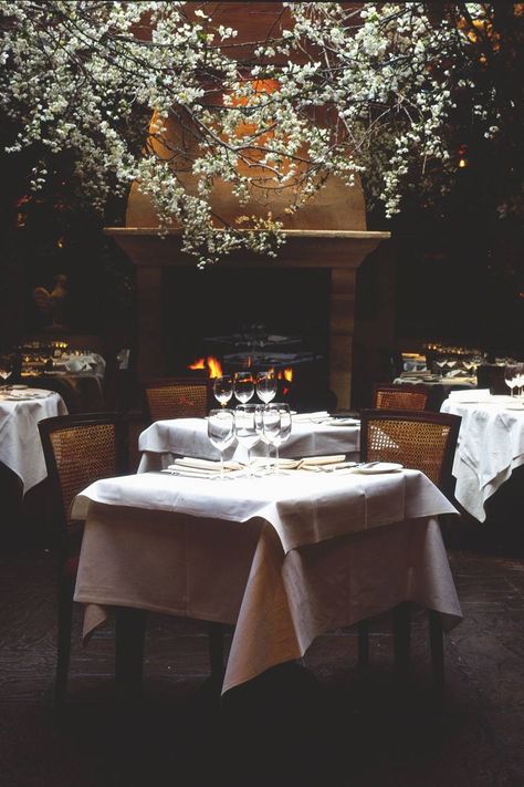 Wedding Venues London, London Restaurant, Bar A Vin, London Wedding Venues, Romantic Table, Romantic Restaurant, Dinner At Home, French Restaurants, Dark Interiors