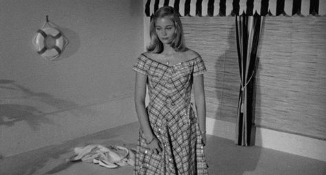 snowce:  The Last Picture Show (1971) Teresa Wright, Last Picture Show, Cybill Shepherd, Olivia De Havilland, The Last Picture Show, Film Inspiration, 1970s Fashion, Black White Photos, Bw Photo