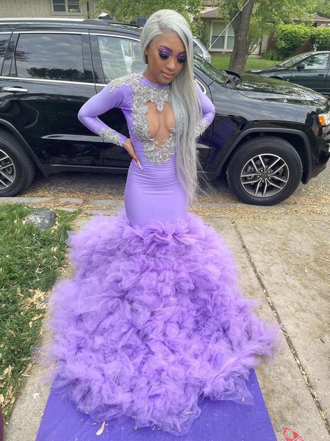 Princess Theme Prom Dresses, Purple Prom Ideas, Purple Mermaid Dress For Prom Party, Purple Prom Dress Black Couple, Purple Mermaid Dress For Prom Season, Purple Prom Dresses Black Women, Lavender Prom Couple, Purple Mermaid Prom Dress For Prom Season, Purple Prom Couple