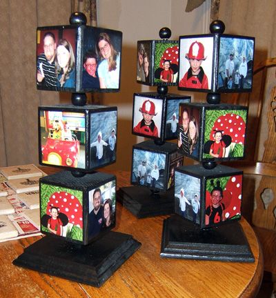 Picture Displays, Photo Cube, Photo Gifts Diy, Photo Cubes, Cd Crafts, Cd Cases, Picture Gifts, Cadeau Diy, Diy Picture