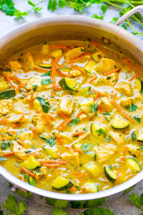 Thai Chicken Coconut Curry, Chicken Coconut Curry, Coconut Curry Chicken Recipes, Green Curry Recipes, Coconut Curry Recipes, Green Curry Chicken, Chicken Coconut, Chickpea Coconut Curry, Green Thai