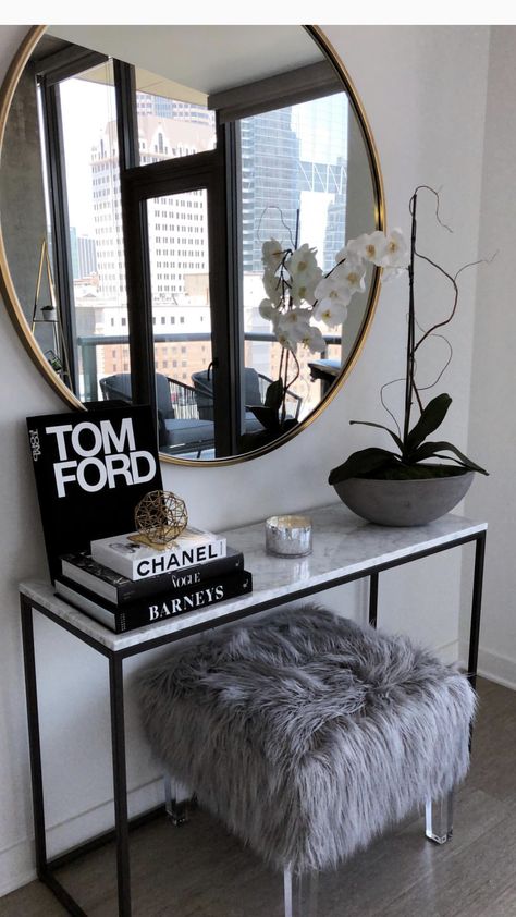 Girly Living Room, Girl Apartment Decor, Glam Living Room Decor, Asymmetrical Mirror, Modern Hallway Ideas, Apartment Decorating Living, Glam Living, Luxury Room Bedroom, First Apartment Decorating