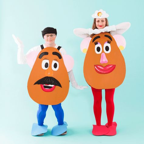 Mr Potato Head Costume, Disfraz Toy Story, Inflatable Dinosaur Costume, Cow Print Fabric, Buzz Lightyear Costume, Toy Story Halloween, Toy Story Costumes, Star Costume, Cute Potato