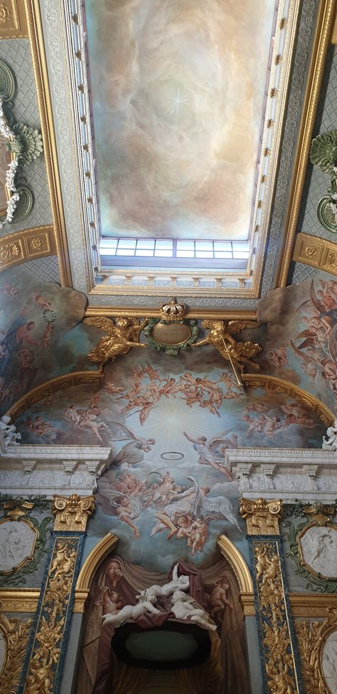 Victorian Area, European Photography, Rococo Architecture, Baroque Painting, Baroque Architecture, Dark Academia Aesthetic, Classical Architecture, Architecture Old, Ethereal Art