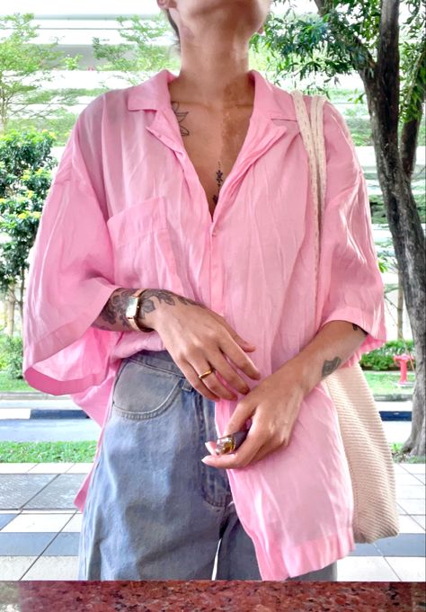 Oversized Pink Button Up Shirt Outfit, Pink Dress Shirt Outfit, Pink Button Down Outfit, Pink Button Up Outfit, Pink Oversized Shirt Outfit, Pink Button Down Shirt Outfit, Embroidered Shirt Outfit, Light Pink Shirt Outfit, Pink Button Up Shirt Outfit