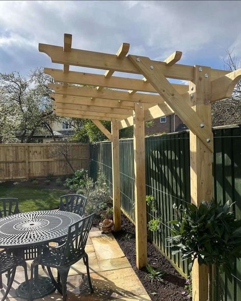 Wall Pergola Ideas, Diy Backyard Fence, Lamp Diy, Building A Pergola, Pallet Designs, Backyard Pavilion, Backyard Pergola, Diy Backyard Landscaping, Backyard Diy Projects